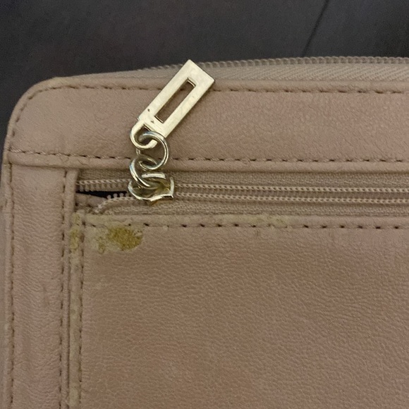 Guess Snakeskin-Print Wallet/Wristlet - Picture 4 of 5